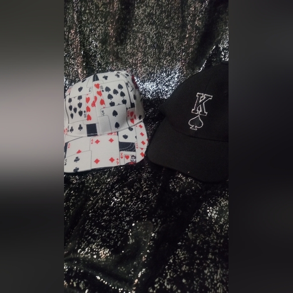 Poker caps - Picture 1 of 4